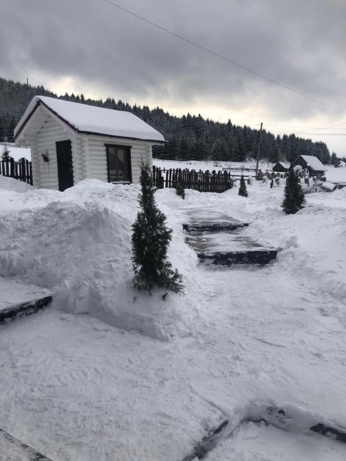 Гостьовий Дім Круасан Сімейний Bukovel Exterior foto
